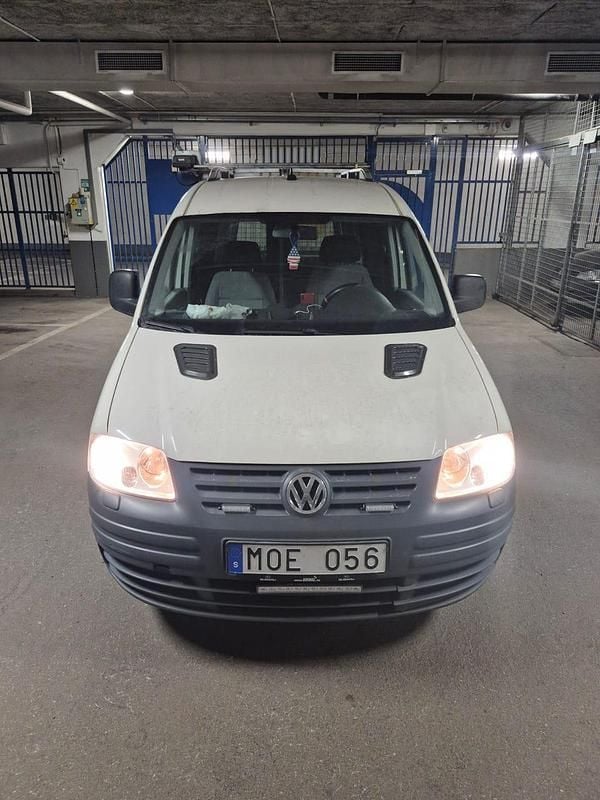 Begagnad 2009 VW Caddy Maxi Minibuss | 37 000 kr - Bild 1/4