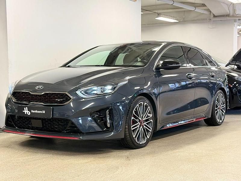 Begagnad Kia ProCeed GT 204 HK (150 kW) 2019 Grå Kombi