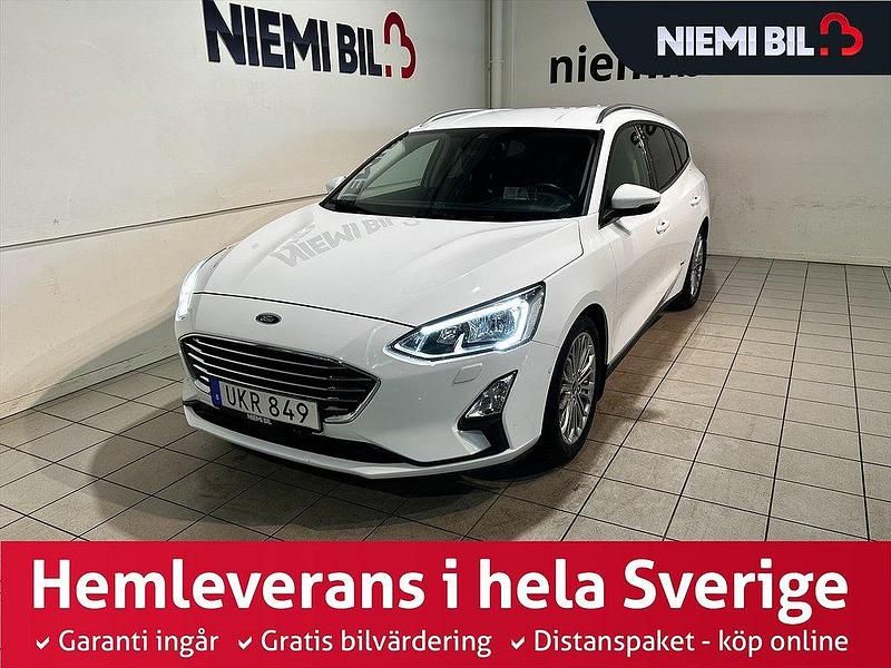 Vit Begagnad 2018 Ford Focus S Kombi | 189 900 kr (Marknadspris) - Bild 1/3