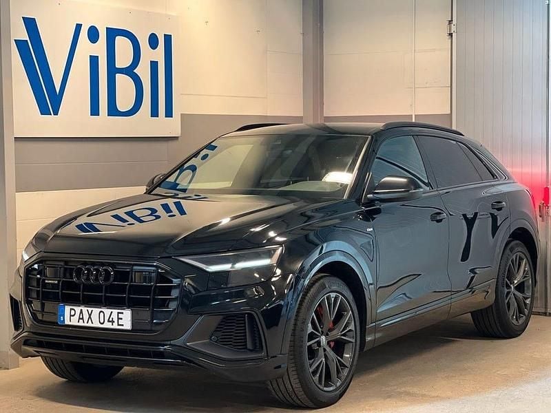 Svart Begagnad 2020 Audi Q8 S-Line SUV | 499 900 kr (Bra pris) - Bild 1/4