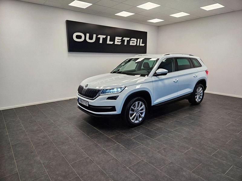 Vit Begagnad 2017 Skoda Kodiaq Business Line SUV | 245 000 kr (Bra pris) - Bild 1/4