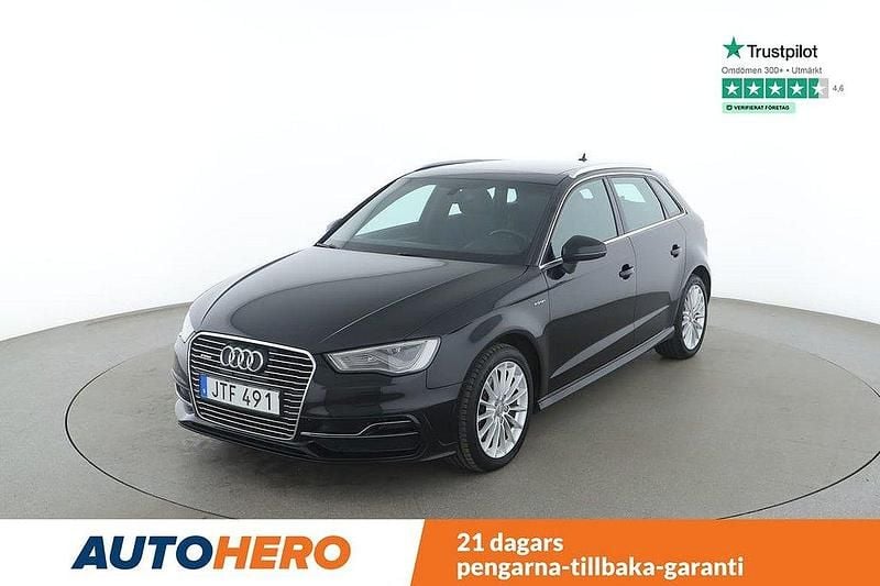 Svart Begagnad 2015 Audi A3 Sportback e-tron Sedan | 153 000 kr (Marknadspris) - Bild 1/4