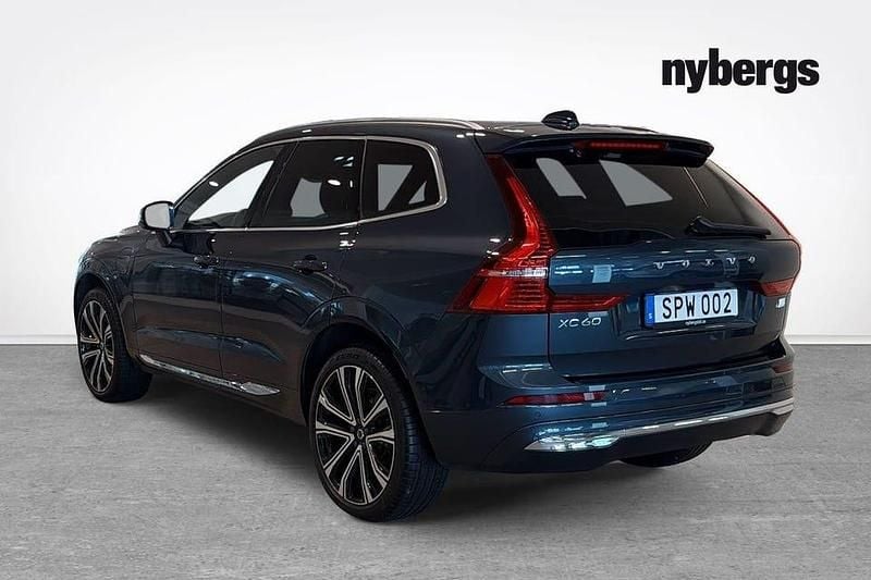 Begagnad Volvo XC60 Plus 462 HK (339 kW) 2023 Blå SUV