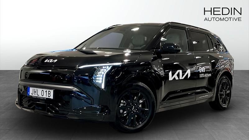 Svart Begagnad 2025 Kia EV3 GT-Line SUV | 499 900 kr (Marknadspris) - Bild 1/4