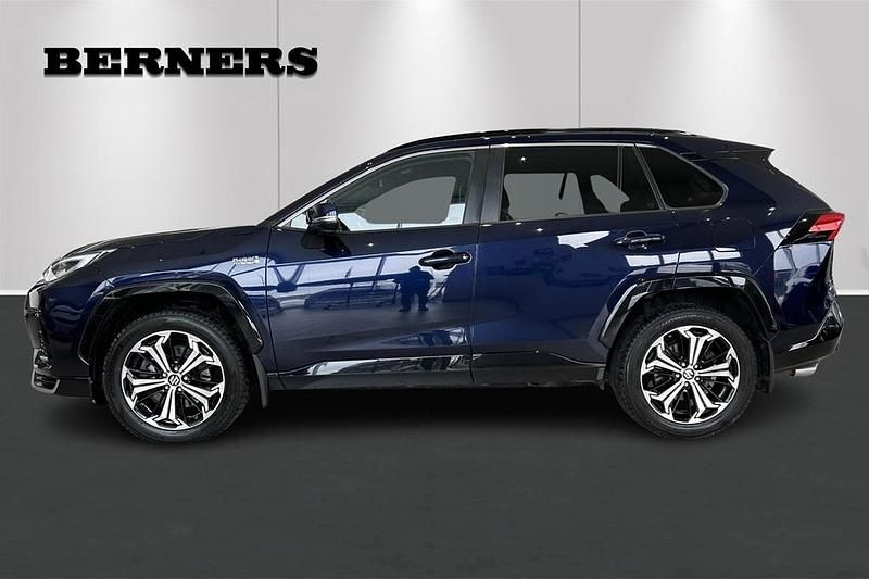 Begagnad Suzuki Across 310 HK (228 kW) 2021 Blå SUV