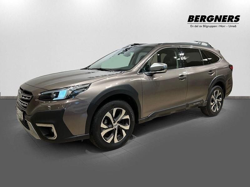 Ljusbrun (brilliant bronze) Begagnad 2022 Subaru Outback SUV | 369 900 kr (Marknadspris) - Bild 1/4
