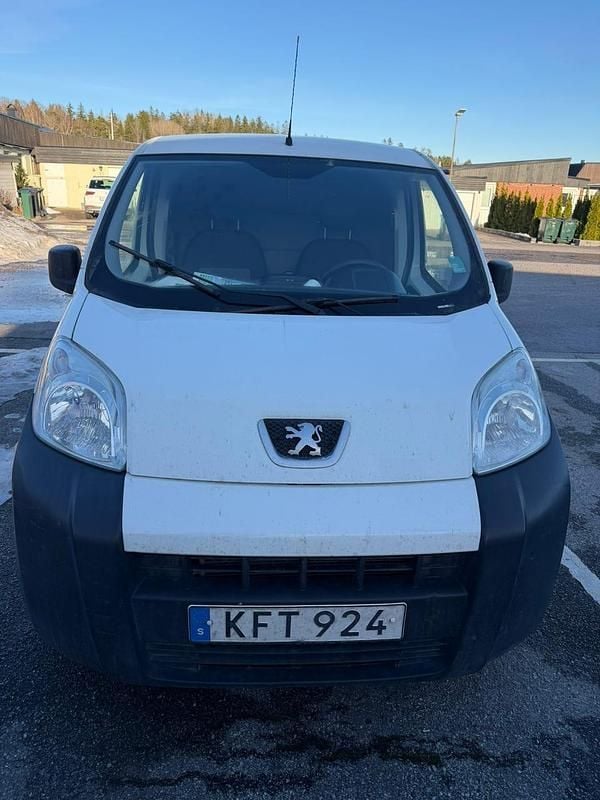 Begagnad Peugeot Bipper 75 HK (55 kW) 2015 Minibuss