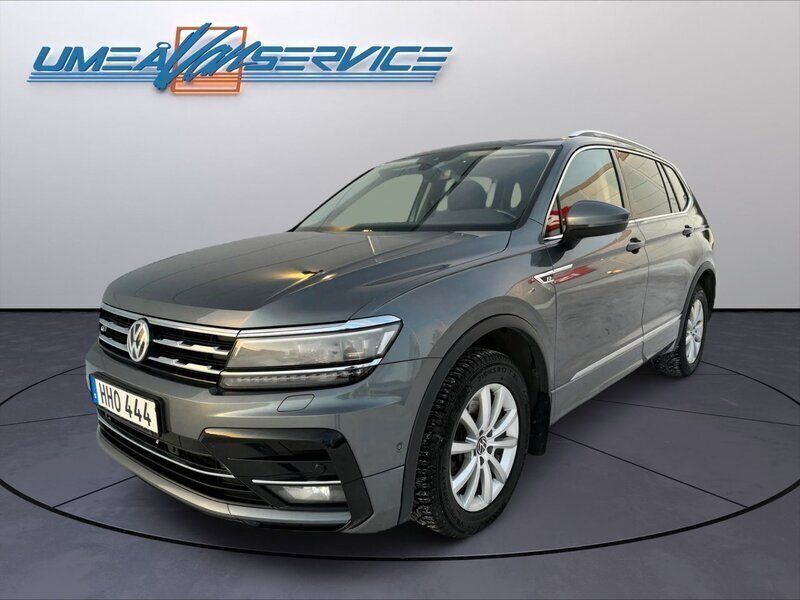 Mörkgrå Begagnad 2020 VW Tiguan Allspace GT SUV | 349 000 kr (Lite dyr) - Bild 1/4