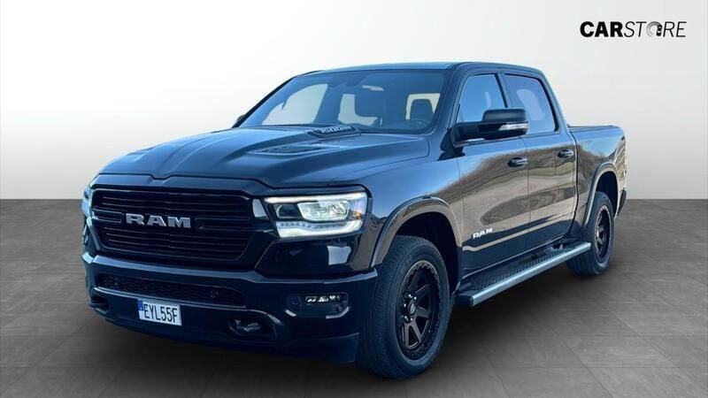 Svart Begagnad 2021 Dodge Ram Pickup | 519 920 kr - Bild 1/4
