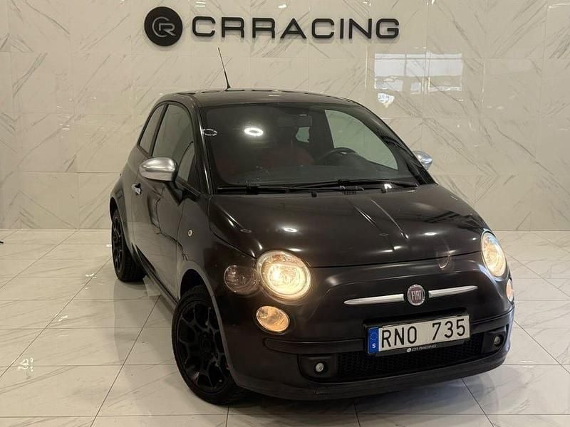 Svart Begagnad 2011 Fiat 500 Halvkombi | 49 900 kr (Marknadspris) - Bild 1/4