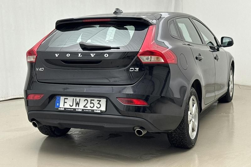 Begagnad Volvo V40 Business Edition 150 HK (110 kW) 2017 Svart