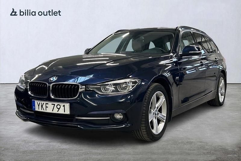 Begagnad BMW 320 Sport Line 190 HK (139 kW) 2017 Blå Kombi