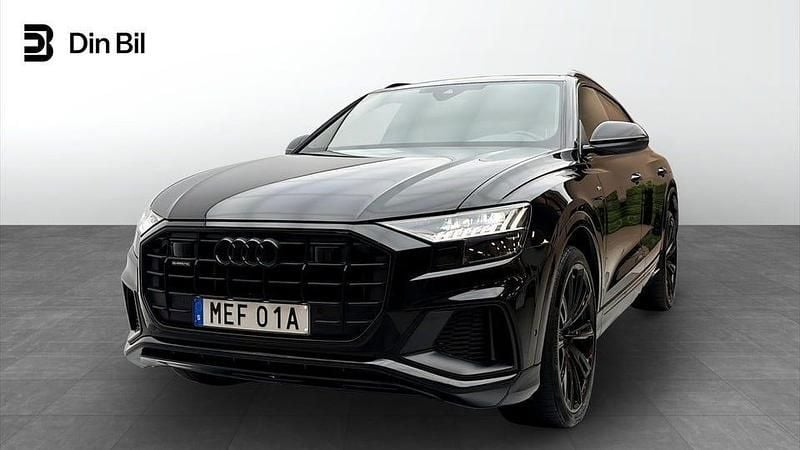 Mytsvart metallic Begagnad 2023 Audi Q8 S-Line SUV | 699 000 kr (Marknadspris) - Bild 1/4