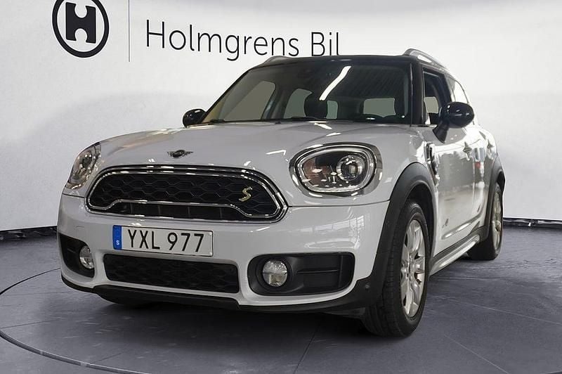 Vit Begagnad 2018 Mini Cooper Countryman SUV | 229 800 kr (Marknadspris) - Bild 1/4
