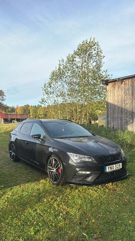 Begagnad 2017 Cupra Leon Kombi | 180 000 kr (Marknadspris) - Bild 1/3