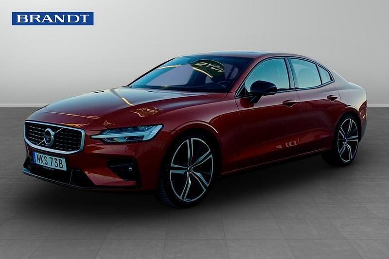 Röd Begagnad 2019 Volvo S60 Sedan | 339 900 kr (Marknadspris) - Bild 1/4