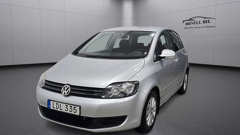 Silver Begagnad 2011 VW Golf Plus Cross Minibuss | 80 000 kr (Marknadspris) - Bild 1/4