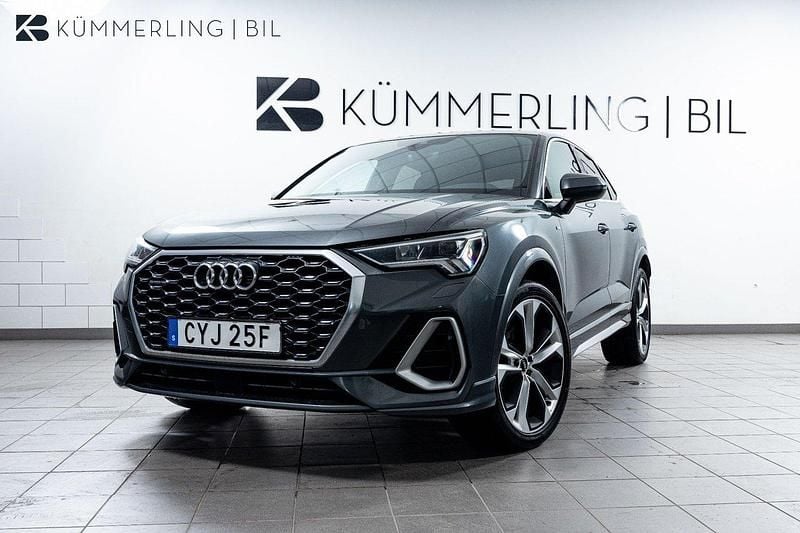 Grå Begagnad 2019 Audi Q3 Sportback S-Line SUV | 339 900 kr (Lite dyr) - Bild 1/4