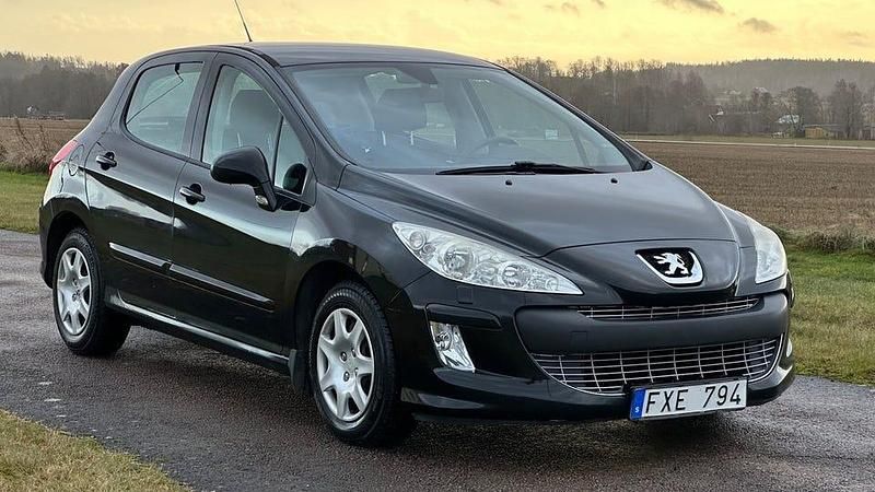 Begagnad Peugeot 308 109 HK (80 kW) 2009 Svart Halvkombi