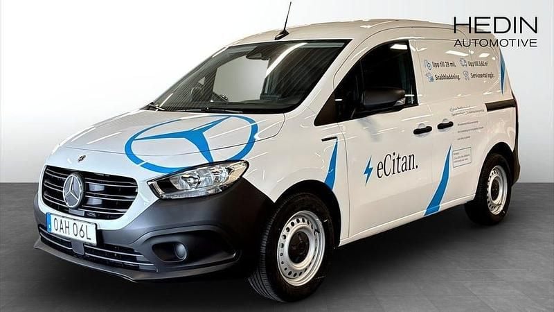 Begagnad Mercedes eCitan 89 kW (122 HK) 2024 Vit
