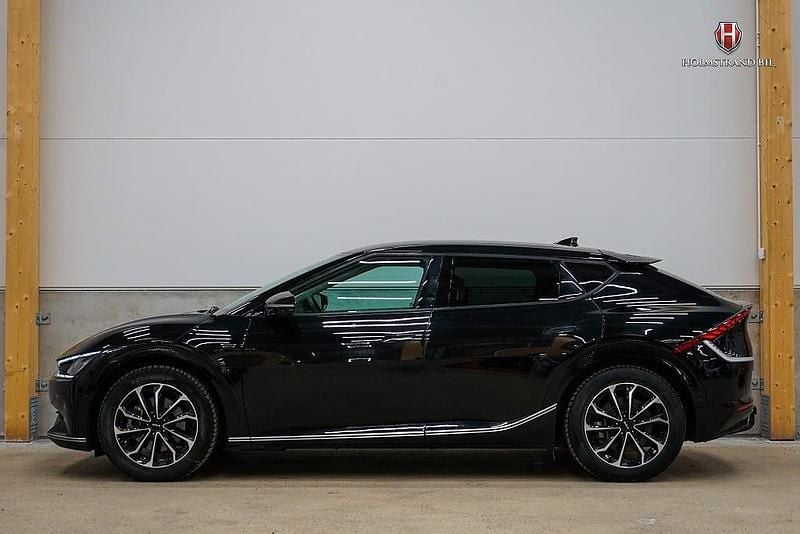 Svart Begagnad 2022 Kia EV6 Plus SUV | 369 800 kr (Bra pris) - Bild 1/4