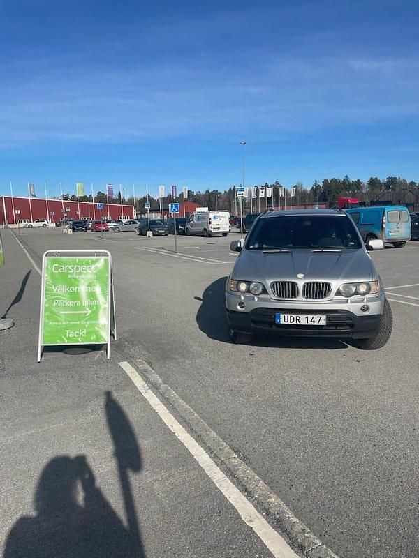 Begagnad BMW X5 286 HK (210 kW) 2003 Silver färgad SUV
