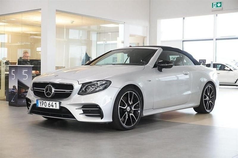 Silver Begagnad 2018 Mercedes E53 AMG AMG Cab | 649 800 kr (Marknadspris) - Bild 1/4