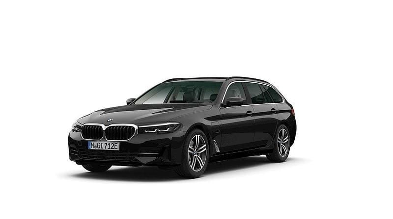 Svart Begagnad 2021 BMW 530e Kombi | 349 500 kr (Superpris) - Bild 1/4