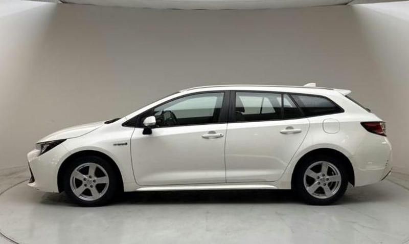 Begagnad Toyota Corolla Active 122 HK (89 kW) 2019 Vit Kombi