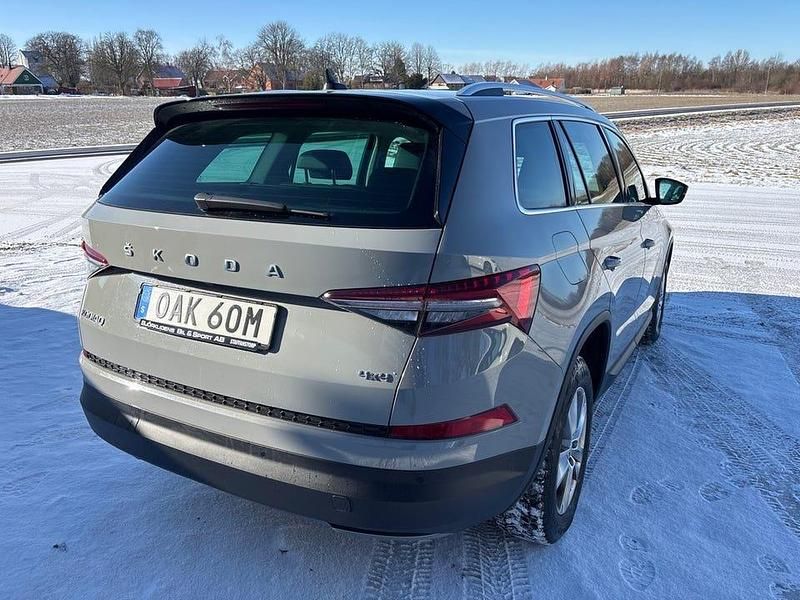 Begagnad Skoda Kodiaq Style 200 HK (147 kW) 2022 Grå SUV