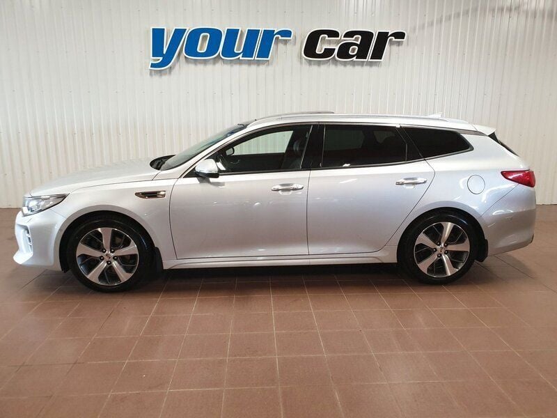 Grå (gråmetallic) Begagnad 2017 Kia Optima GT-Line Kombi | 198 000 kr (Marknadspris) - Bild 1/4