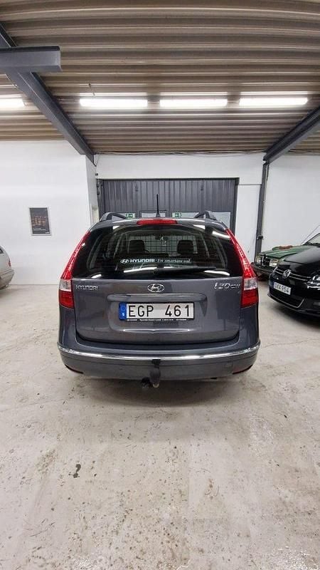 Begagnad Hyundai i30 109 HK (80 kW) 2010 Grå Kombi