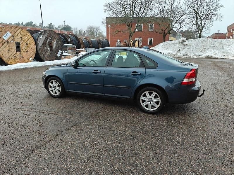 Begagnad 2007 Volvo S40 Sedan | 29 000 kr (Bra pris) - Bild 1/4