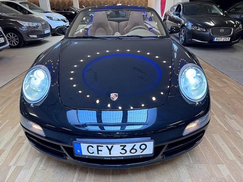 Begagnad Porsche 911 Carrera 4S Cabriolet 355 HK (261 kW) 2008 Svart Cab