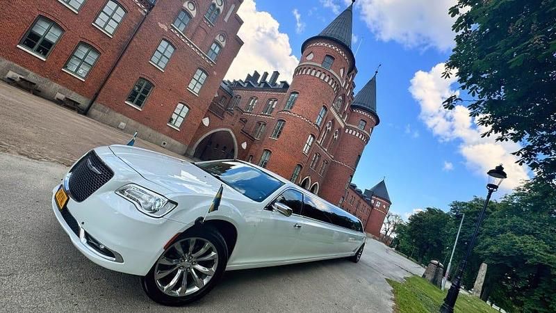 Begagnad Chrysler 300C 296 HK (217 kW) 2019