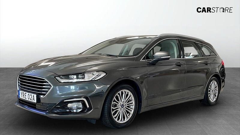 Grå (grey) Begagnad 2021 Ford Mondeo Titanium Kombi | 209 900 kr (Marknadspris) - Bild 1/4