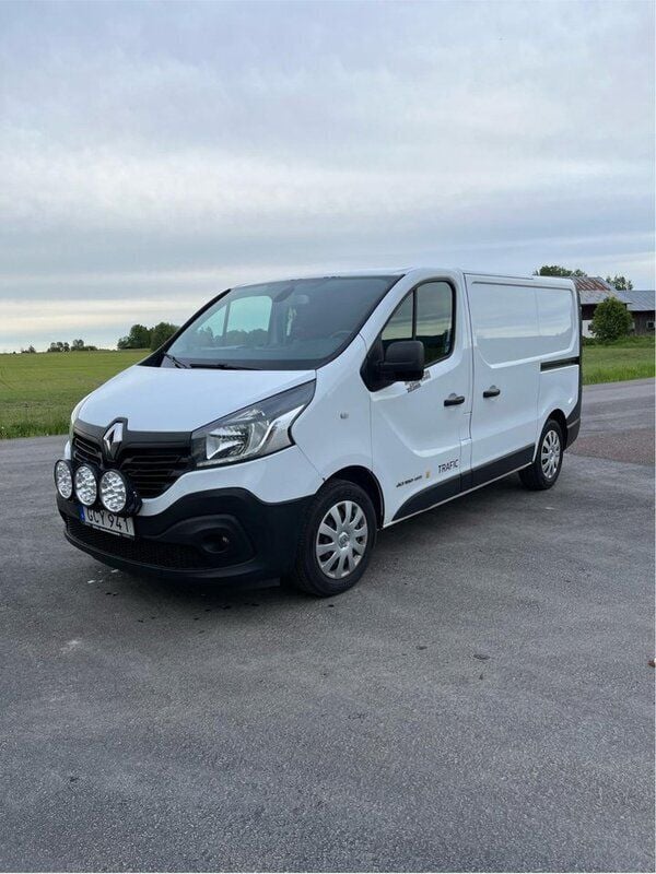 Begagnad 2015 Renault Trafic Van | 65 000 kr (Superpris) - Bild 1/4