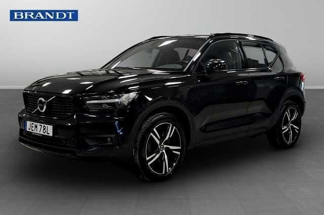 Begagnad Volvo XC40 R-Design 261 HK (191 kW) 2021 Svart SUV