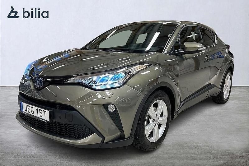 Grön Begagnad 2022 Toyota C-HR Edition SUV | 284 900 kr (Marknadspris) - Bild 1/4