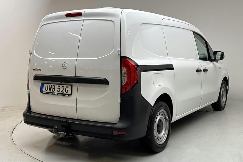 Begagnad Mercedes eCitan 89 kW (122 HK) 2023 Vit