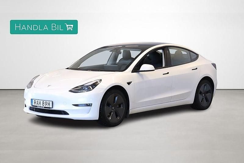 Begagnad Tesla Model 3 Long Range AWD 366 kW (498 HK) 2023 Vit Sedan