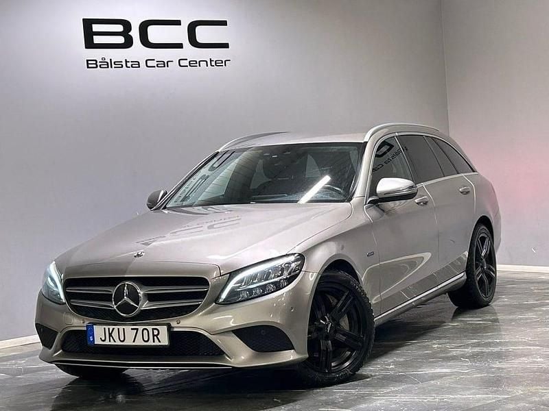 Silver Begagnad 2021 Mercedes C300 Kombi | 229 900 kr (Bra pris) - Bild 1/3