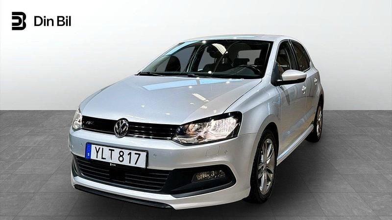 Silver Begagnad 2017 VW Polo R-line Halvkombi | 119 900 kr (Bra pris) - Bild 1/4