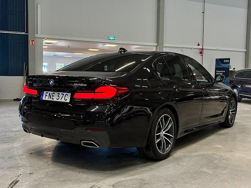 Begagnad BMW 545e M Sport 395 HK (290 kW) 2020 Svart Sedan