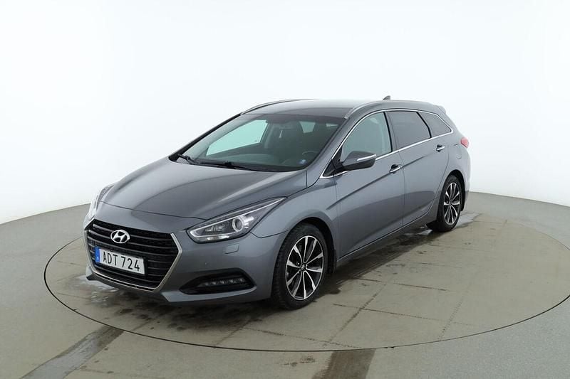 Begagnad Hyundai i40 Comfort 143 HK (105 kW) 2016 Silver Kombi