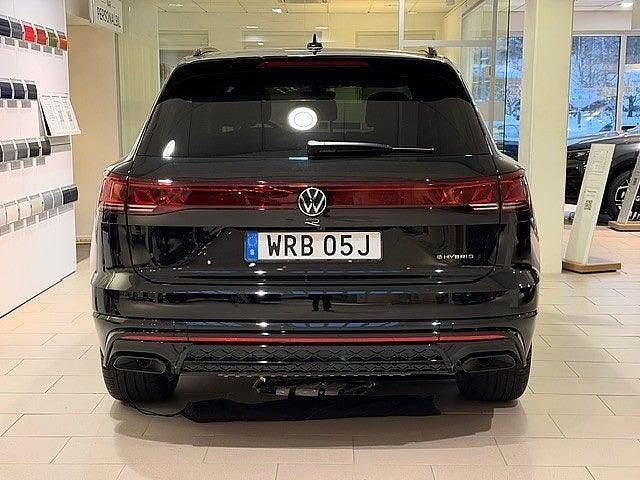 Ny VW Touareg R 462 HK (339 kW) 2025 Svart SUV