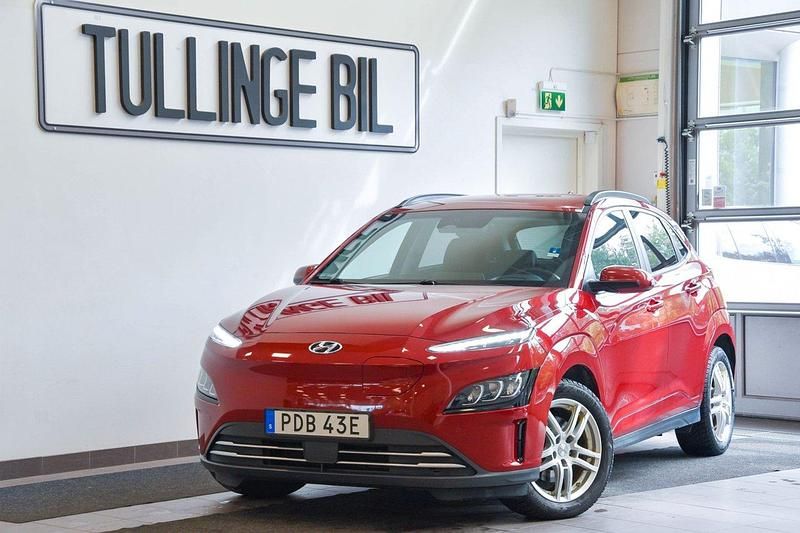 Röd Begagnad 2020 Hyundai Kona Advanced SUV | 209 800 kr (Lite dyr) - Bild 1/4