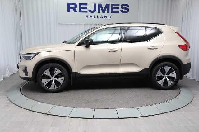 Begagnad Volvo XC40 197 HK (144 kW) 2025 SUV