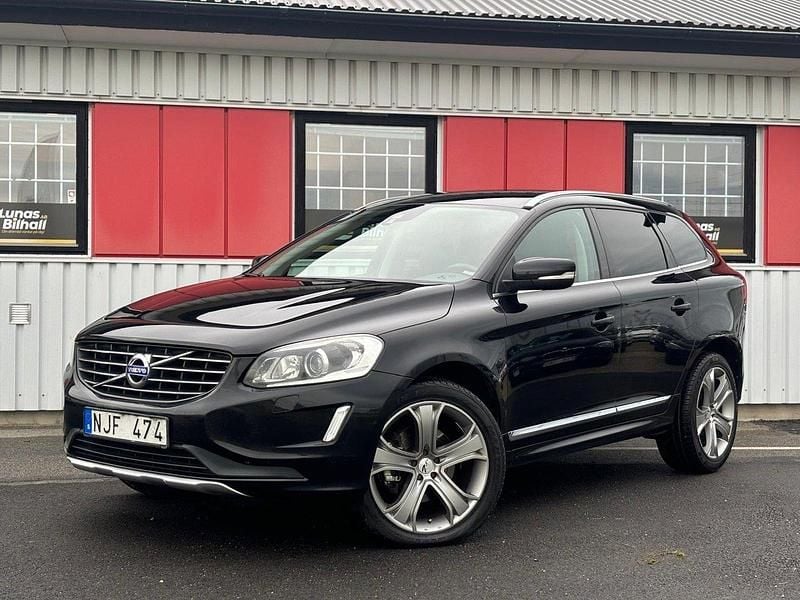Svart Begagnad 2013 Volvo XC60 Summum SUV | 139 900 kr (Marknadspris) - Bild 1/4