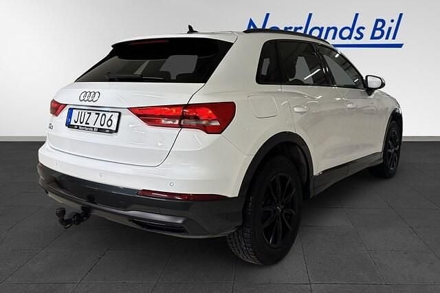 Begagnad Audi Q3 Advanced Plus 150 HK (110 kW) 2021 Ibisvit SUV